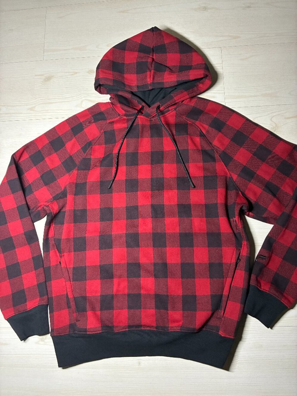 Fabletics Red Black Buffalo Plaid Hoodie Pullover Men' Sweatshirt Size Medium